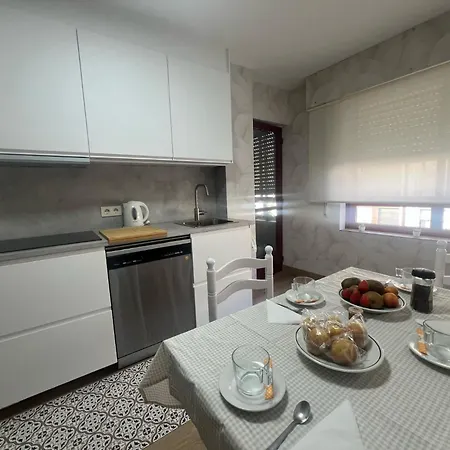 Puerto De Bueu, Centro