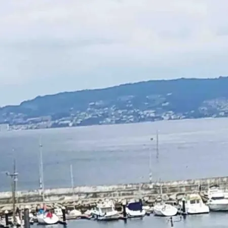 公寓 Puerto De Bueu, Centro 布埃乌