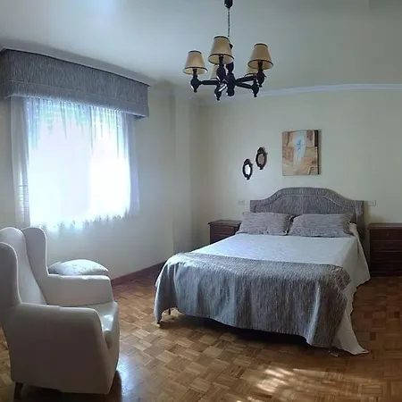 Puerto De Bueu, Centro