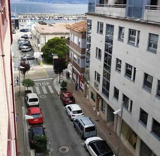 Puerto De Bueu, Centro Apartament *