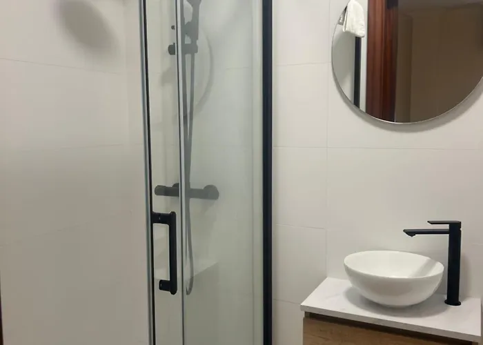 Puerto De Bueu, Centro